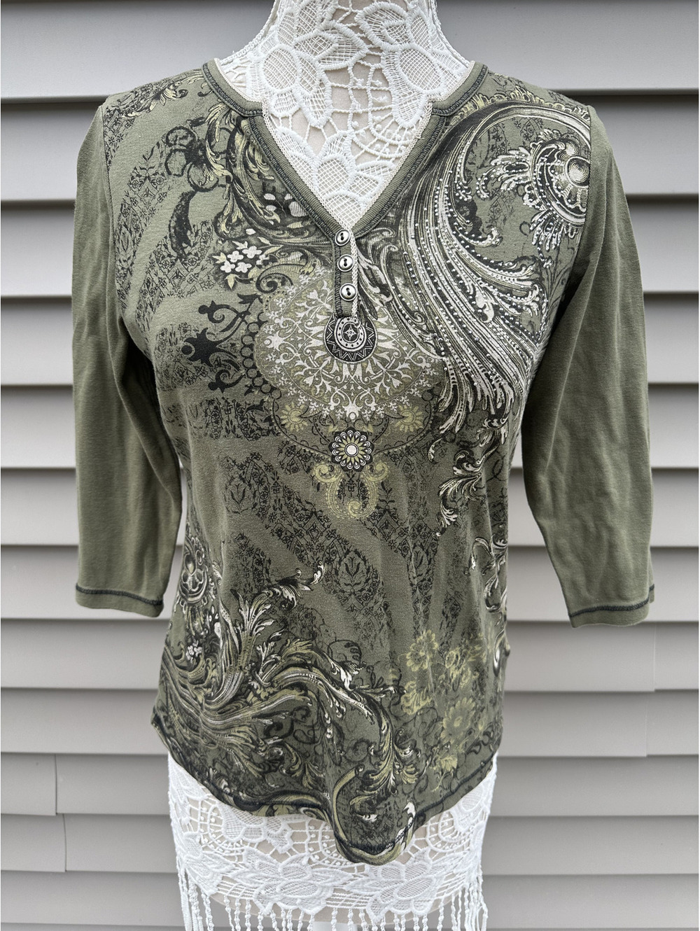 dressbarn Vintage Inspired Olive Green Ornate Print 3/4 Sleeve Top